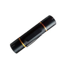 Portable Clip Flashlight with 3AAA